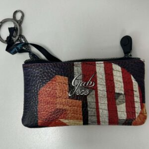 Alternative view of G key holder plus fantasia